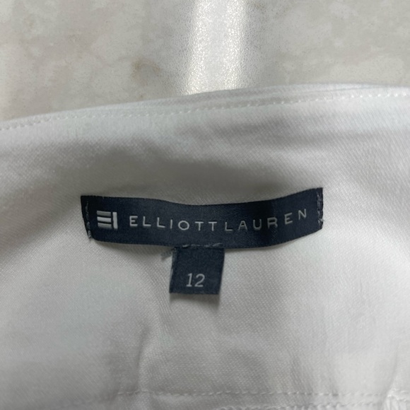 Elliott Lauren Control Stretch Pull-On Ankle Pants with Back Slit Detail - Picture 3 of 3